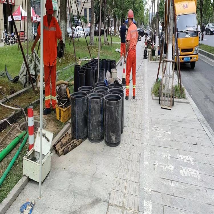 感城镇管道短管置换修复